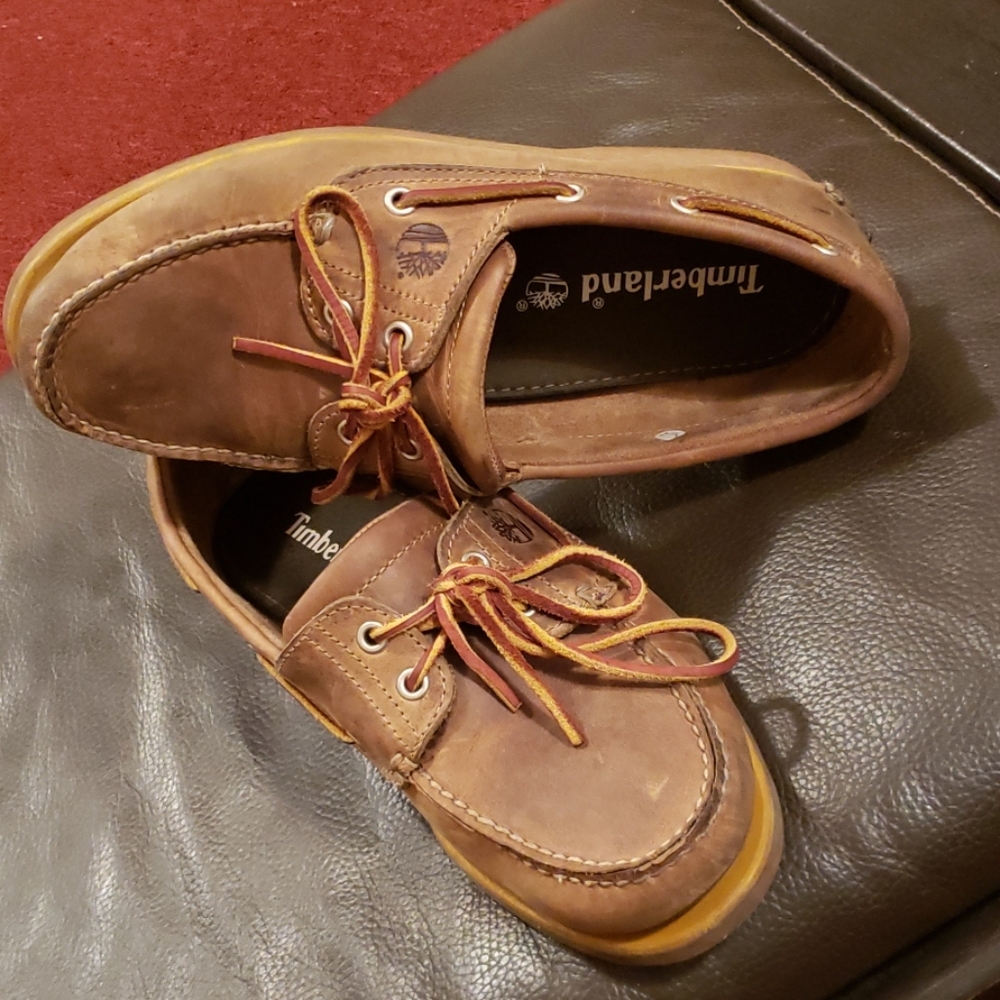 Shoes - Picture 7 of 8